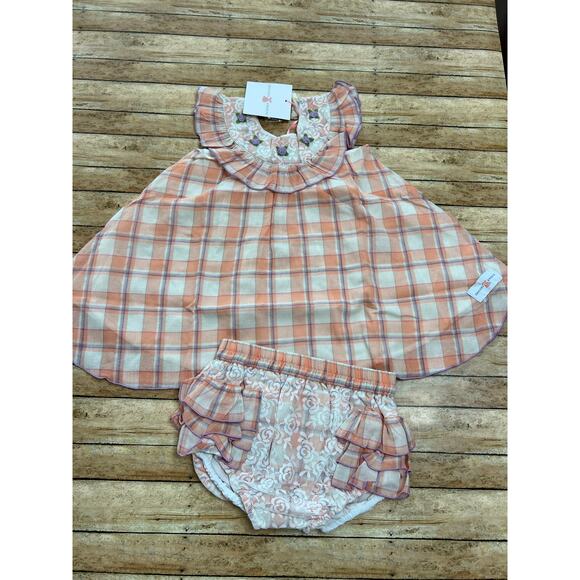 Smocked Sweets Other - NWT Smocked Sweets Scalloped Peach Windowpane Bloomer Set 4/5